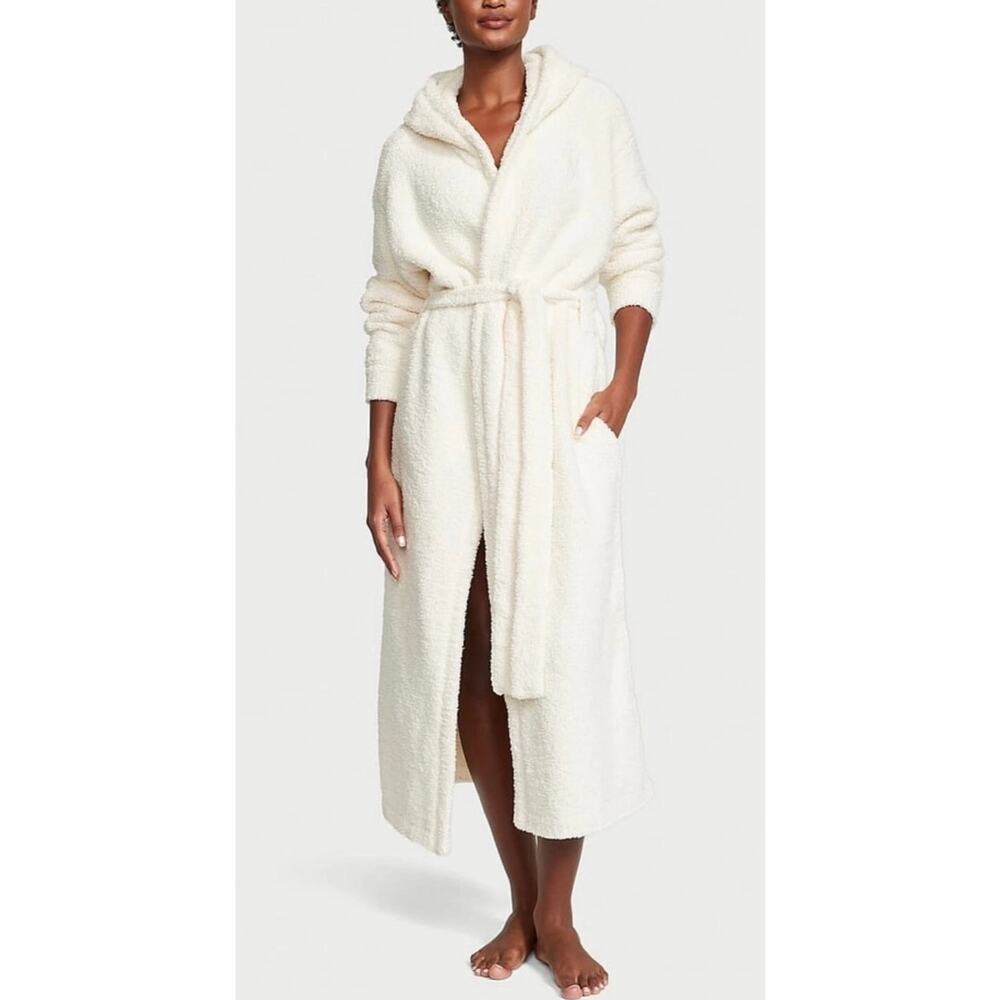 Victoria's Secret  Chenille Hooded Long Robe Ivory Cream Super Soft Plush M/L